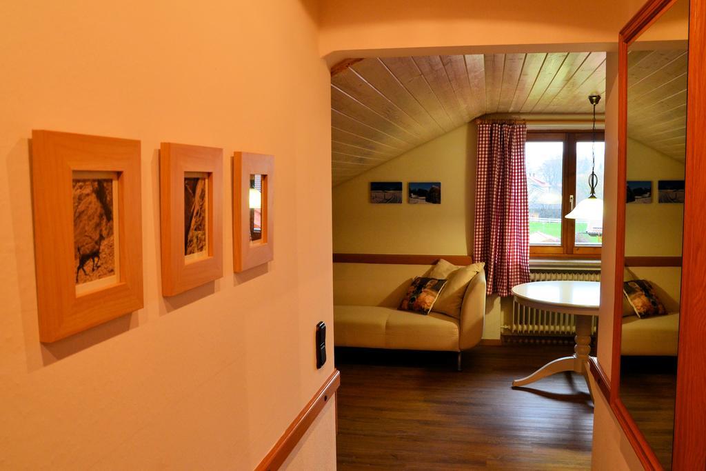 Alpenlodge Pfronten Szoba fotó